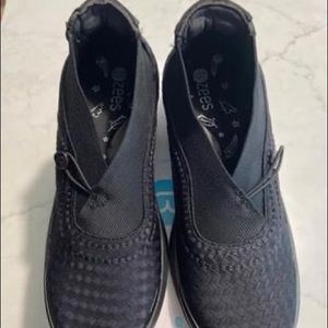 Bzees Comfort Arch Support